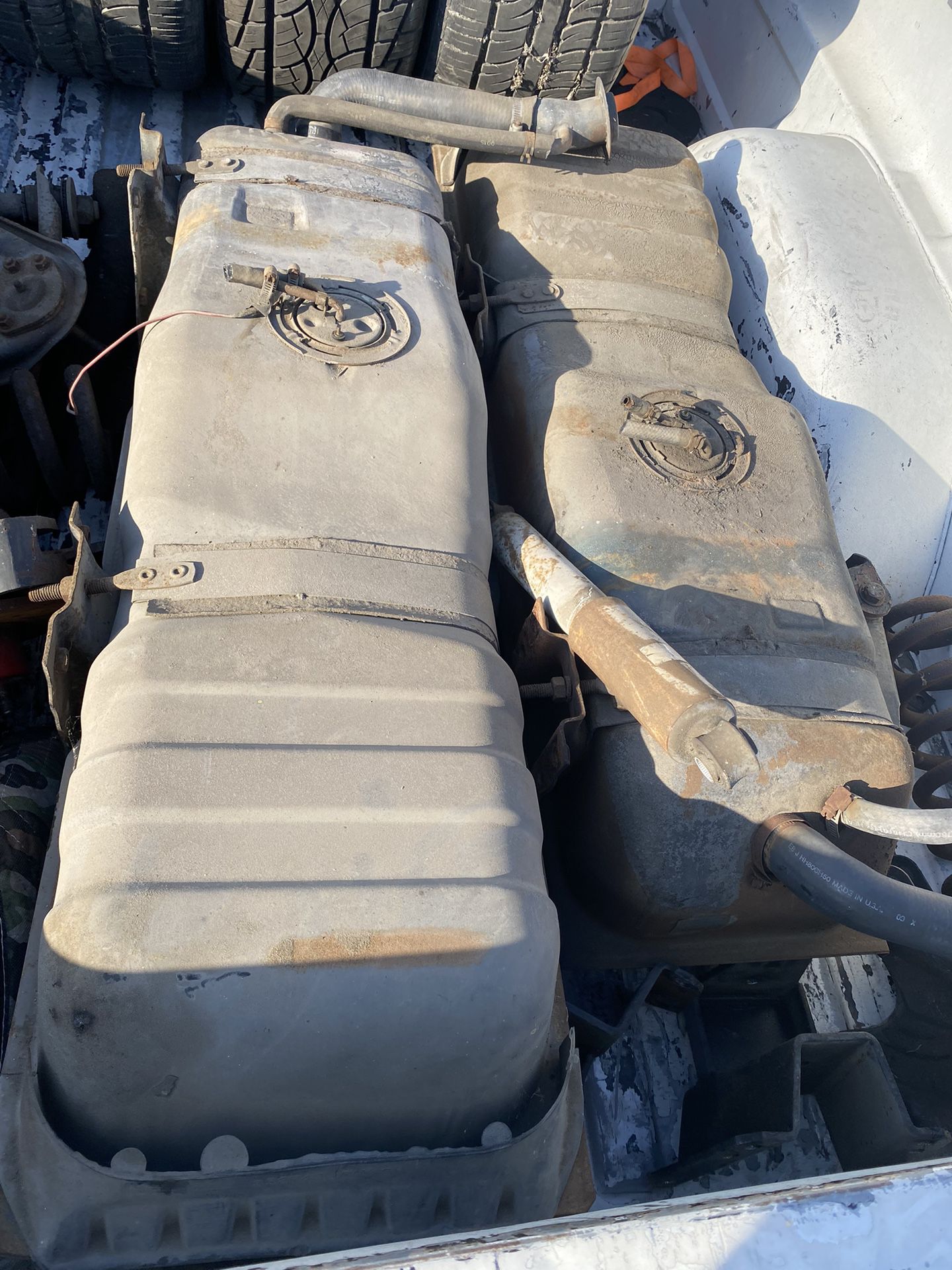 73-87 Chevy C10 Gas Tanks With Fuel Pump Oem 