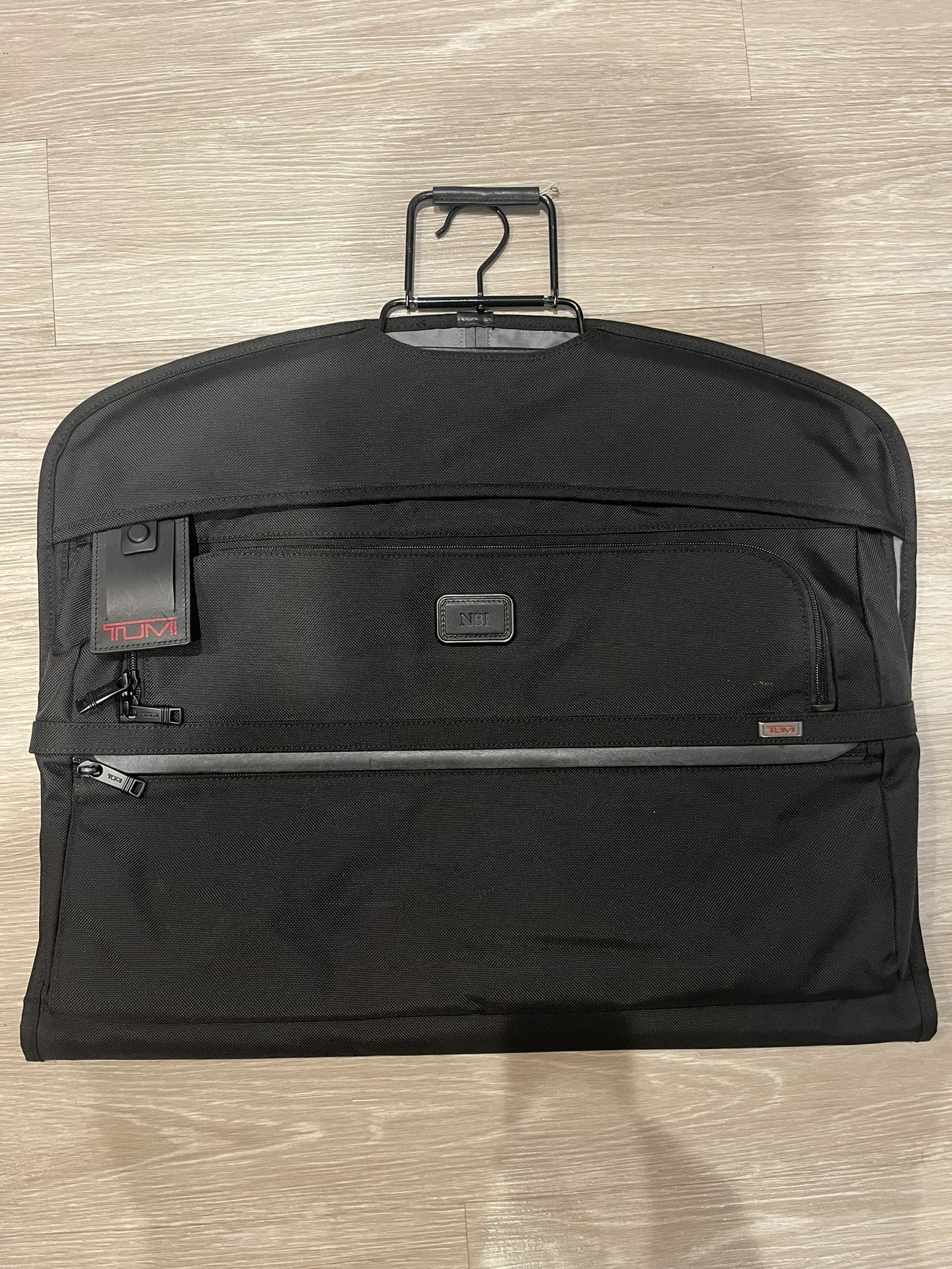 Tumi Garment Bag EXCELLENT CONDITION