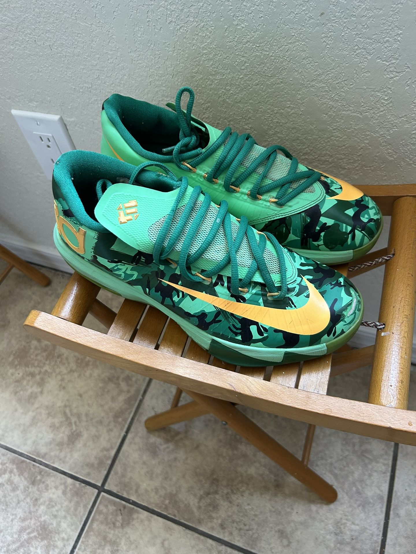 Shoes Nike Size 8