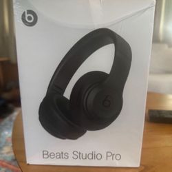 Beat Studio Pro 
