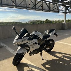 2023 Kawasaki Ninja 400