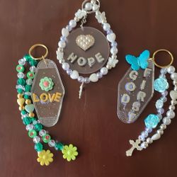 Key Chains for your next celebration 🎉 