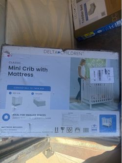 Mini Crib with Mattress