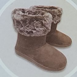 New Comfy Boots w/ Bonus Scarf