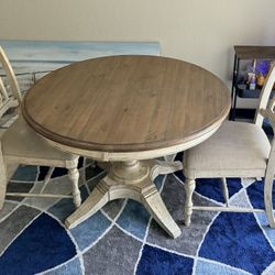 Kitchen Table/Queen Bed Set With Dresser 