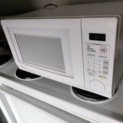 Microwave
