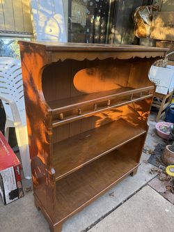Vintage Wood Bookshelf / Display Hutch // Librero de Madera Vintage