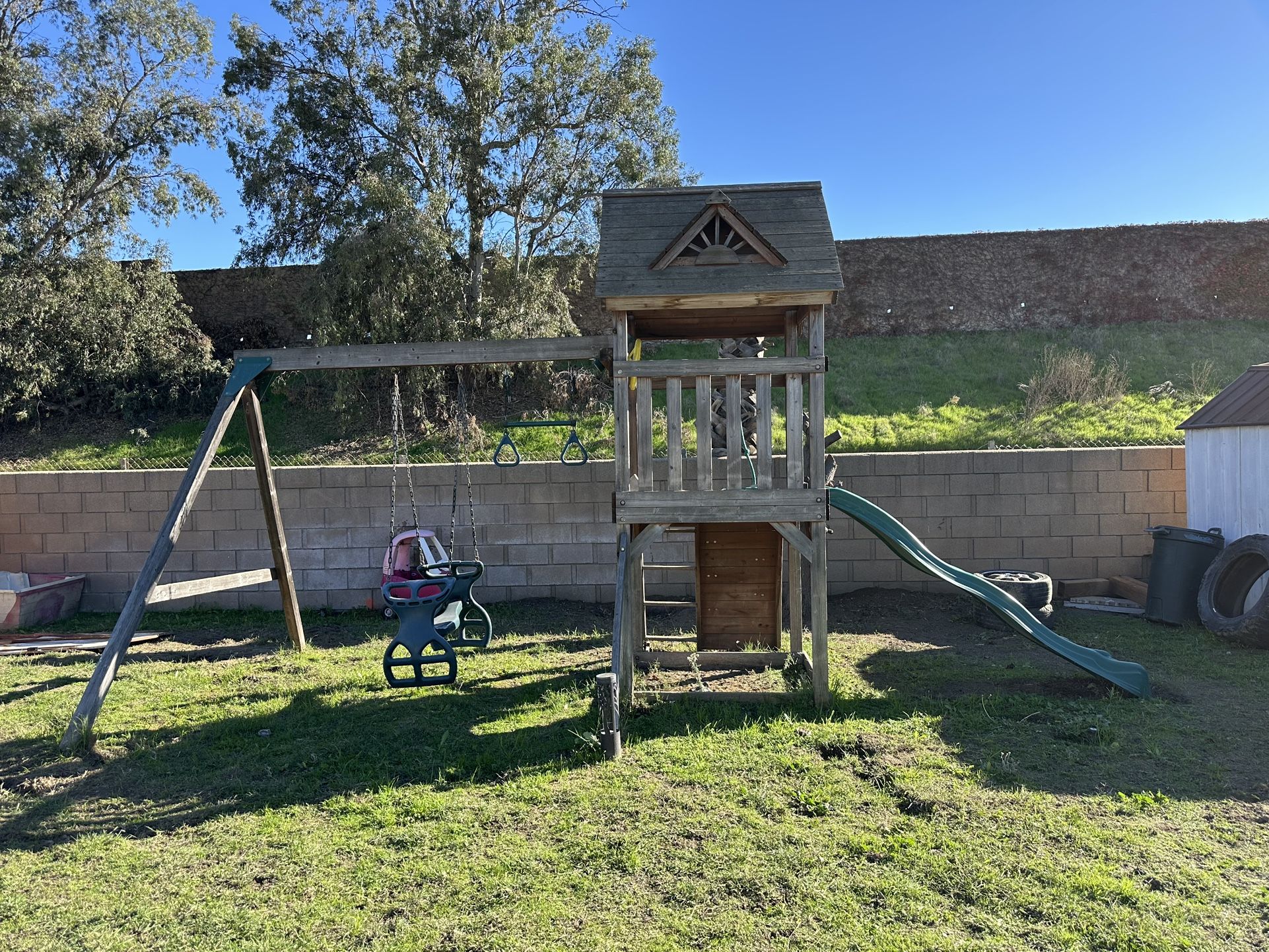 Kids Swing Set