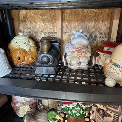 VINTAGE COOKIE JARS!!!!