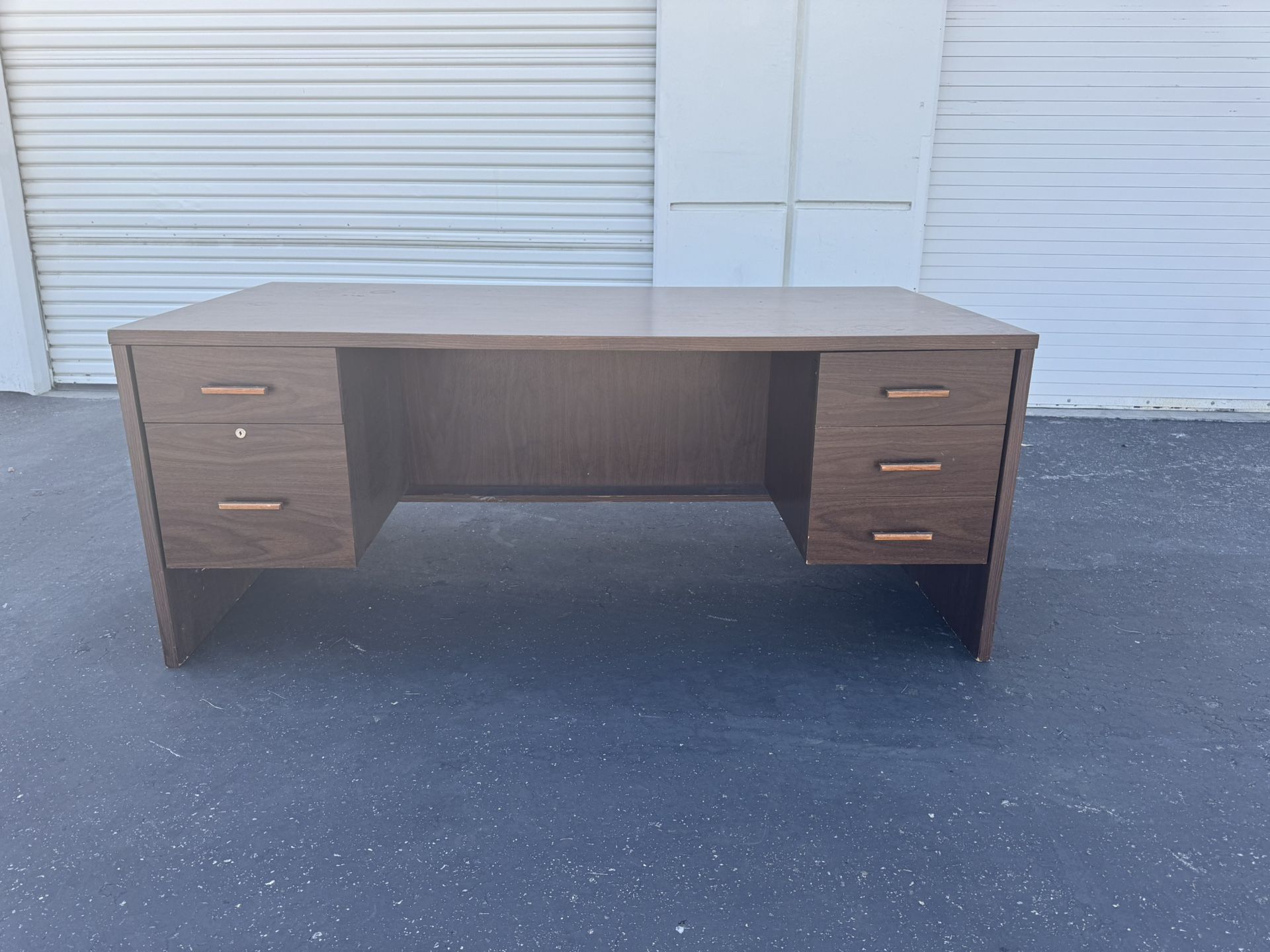 Office Desk