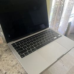 Mac Book Pro 
