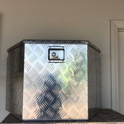 29” aluminum Tongue trailer toolbox