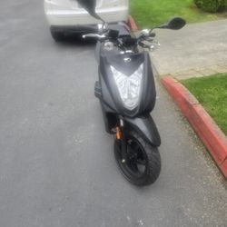 Kymco Super 8 Scooter Turbo 