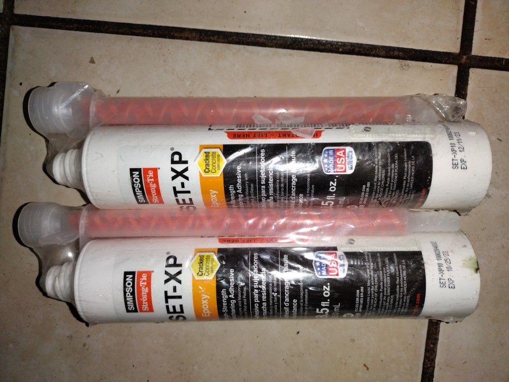 2 Bottles Simpson Strong-Tie
SET-XP 8.5 oz. High-Strength Epoxy Adhesive Cartridge with 1 Nozzle and Extension