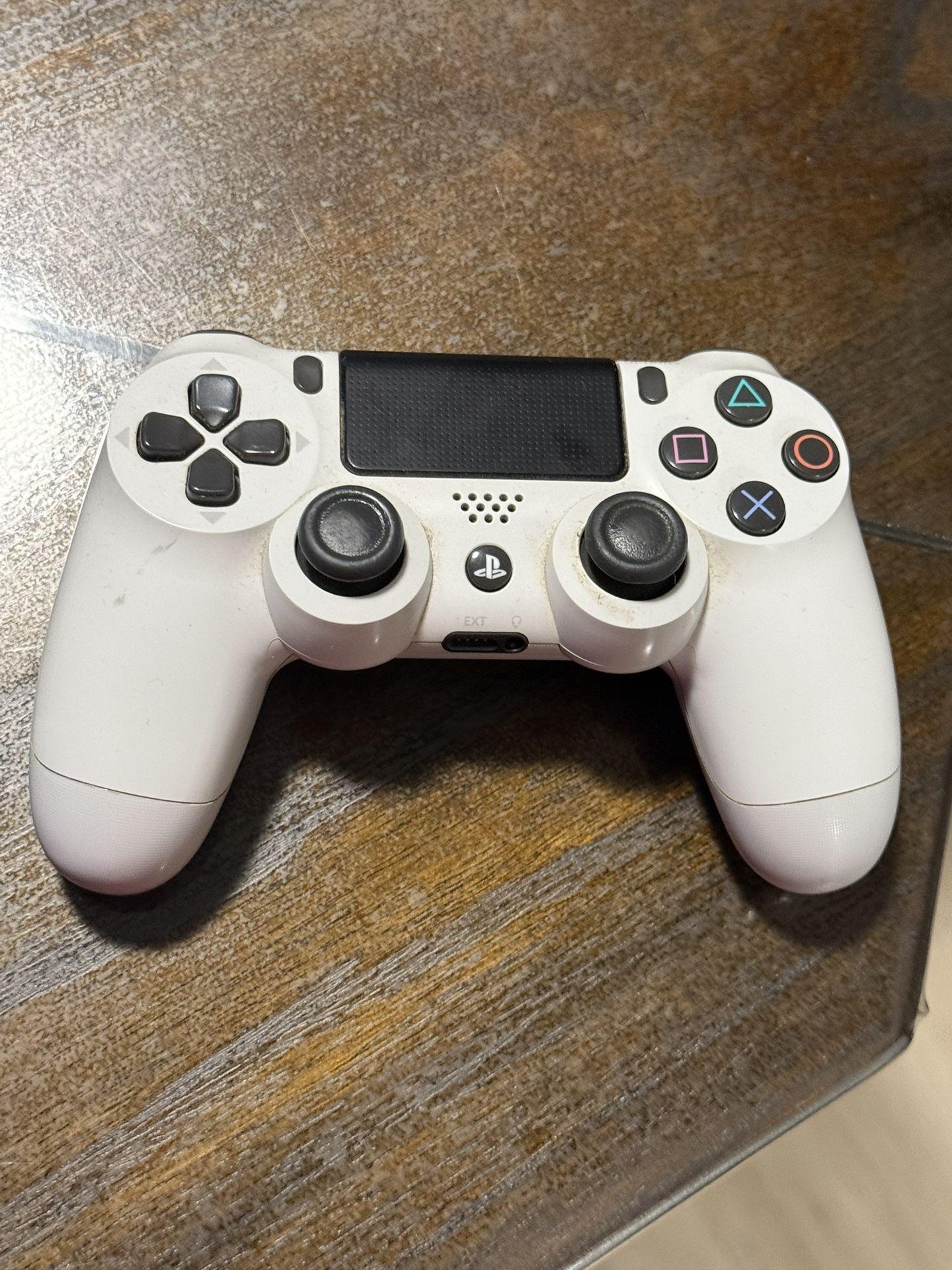 PS4 Controller