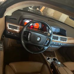 BMW  750 LI