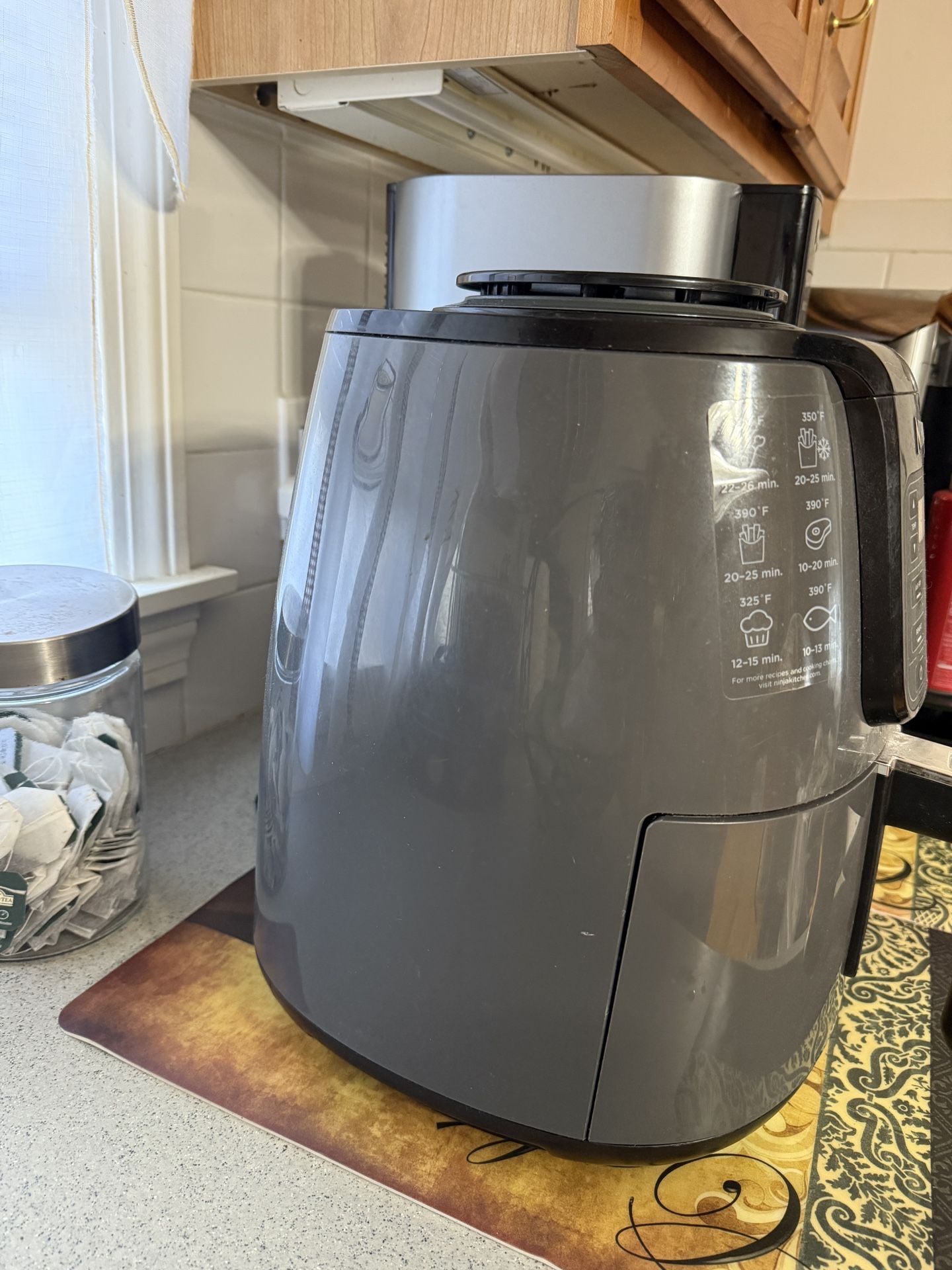 Air fryer 