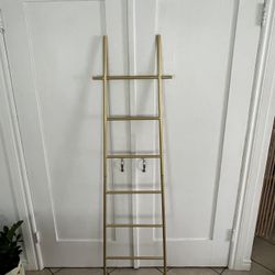 Gold blanket ladder hotsell