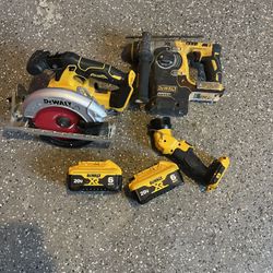 Dewalt Hammer Drill Skill Saw And Light With Batteries 