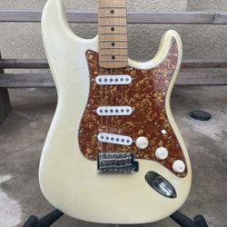 Beautiful Vintage Fender Stratocaster For Sale