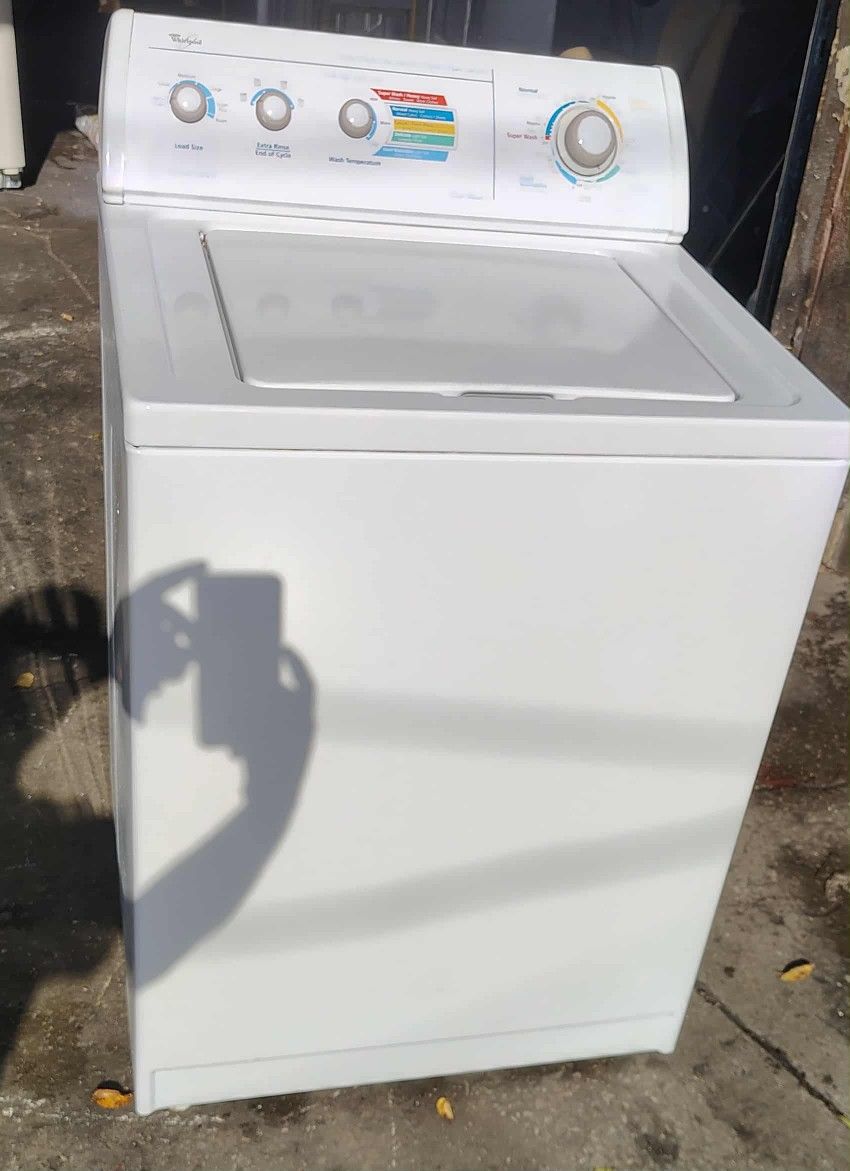 Excellent Condition! Whirlpool Heavy Duty Super Capacity Washing Machine!