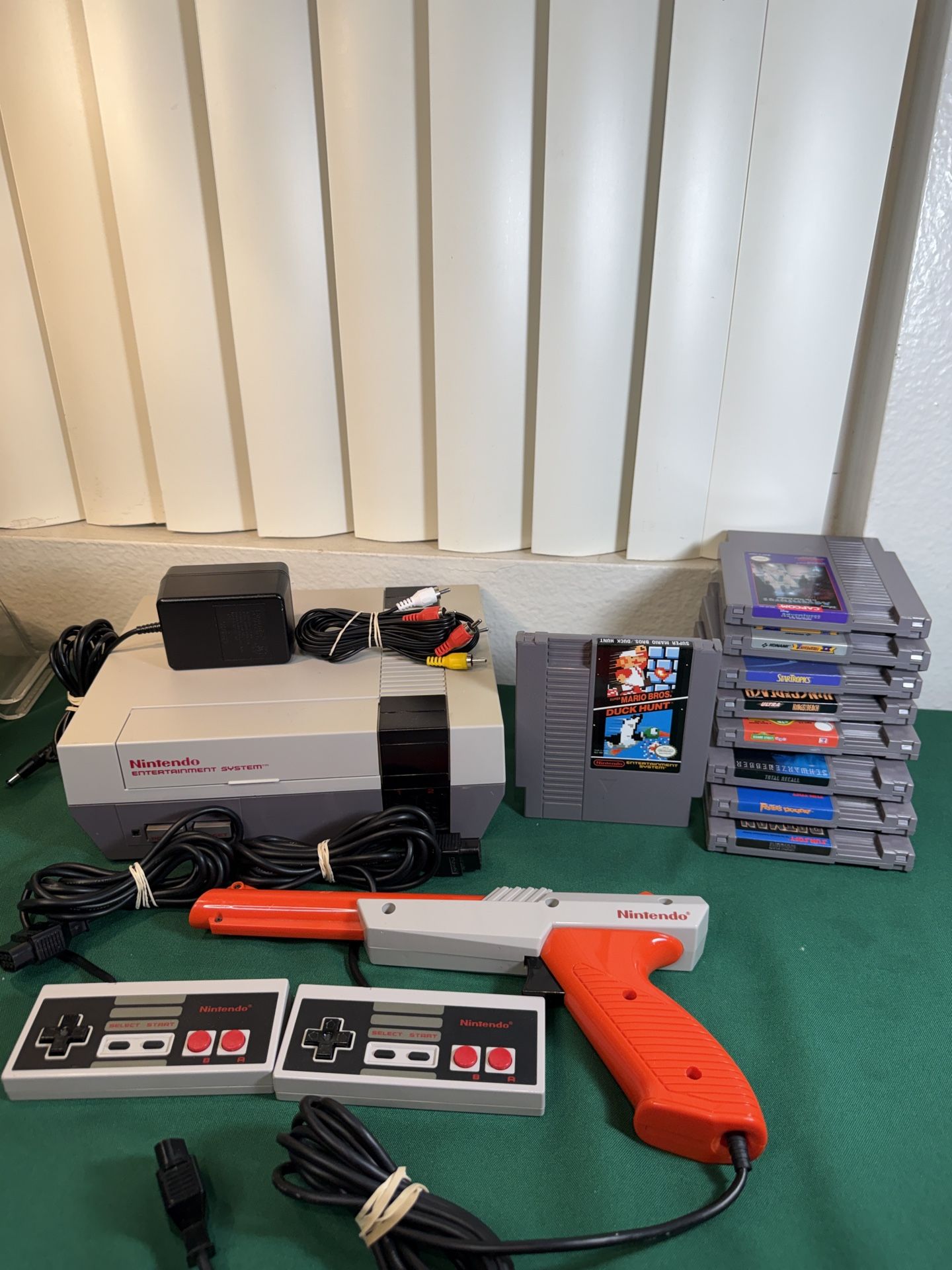 Nintendo Entertainment System - NES Bundle