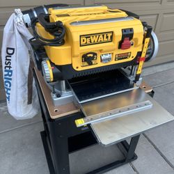 Dewalt 13” Planer W/ Stand