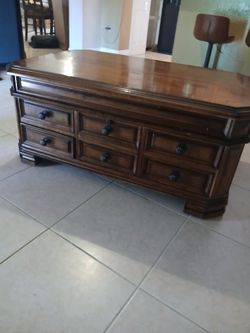 Wooden Style Coffee Table w/ Shelving And Wheels