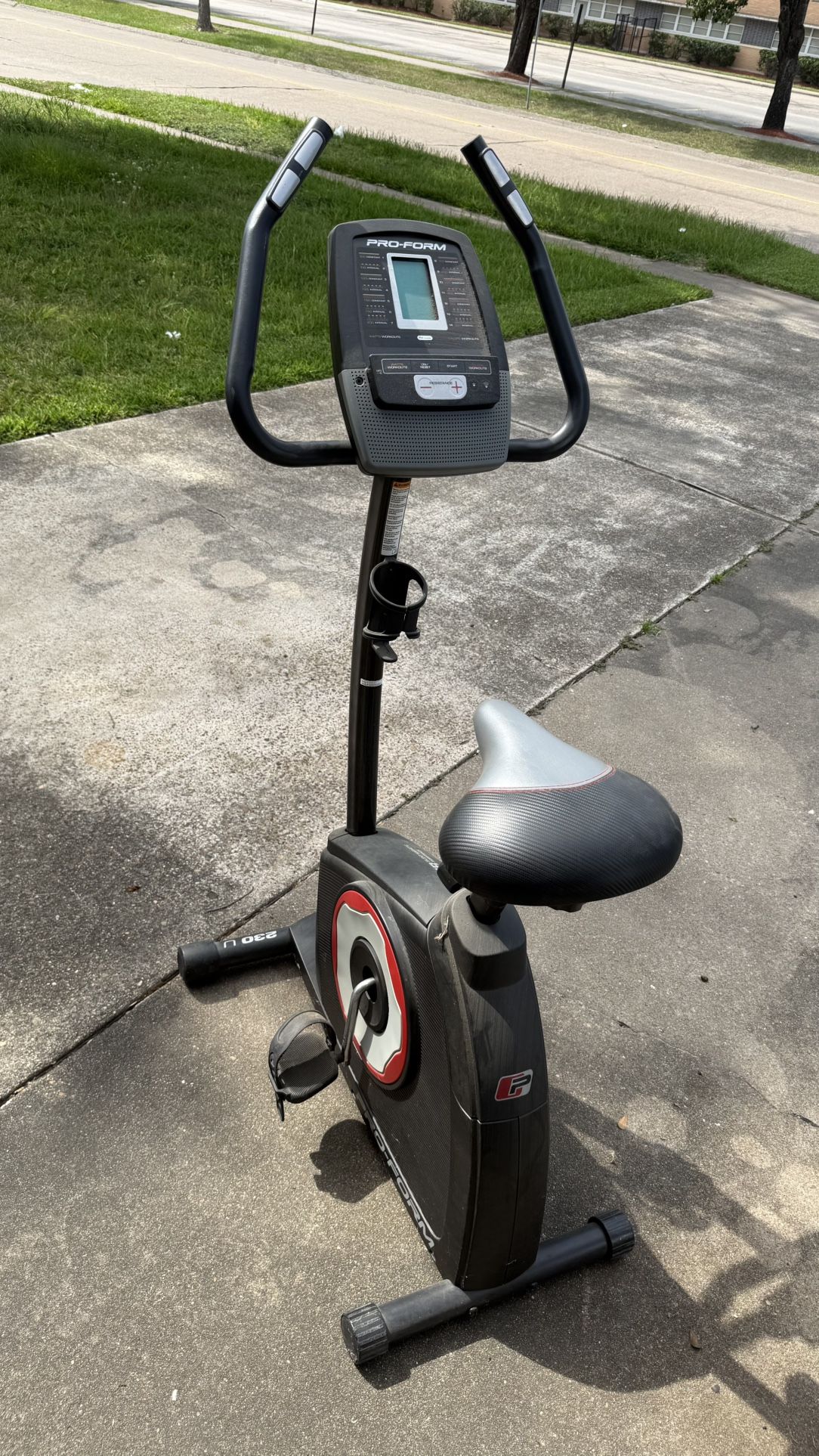 Proform 230 U Upright Exercise Bike