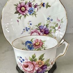 Tea Time! Aynsley England Fine Bone China Rose Flowers Floral Spray Tea Cup & Saucer