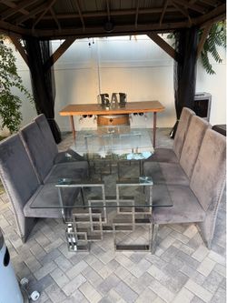 6 PERSON DINNING TABLE SET GLASS