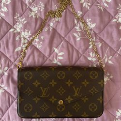 Louis Vuitton “Pochette Félicie”