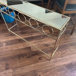 Glass Stand