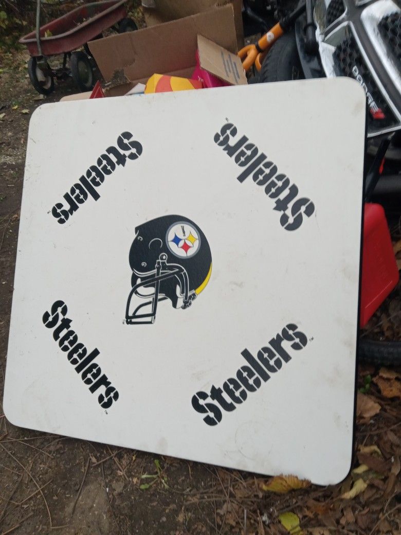 Steelers Table