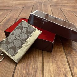Coach Wallet Mint Condition
