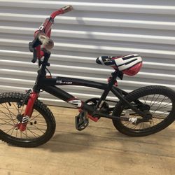 18 Boys Bike 