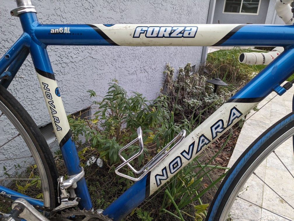 rei novara road bike