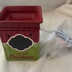 Scentsy ‘‘Tis the Season Full Size Warmer