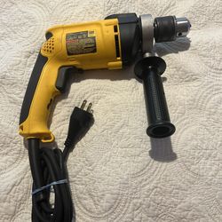 DEWALT 7.8 Amp Corded 1/2 in. Variable Speed Reversible Hammer Drill 