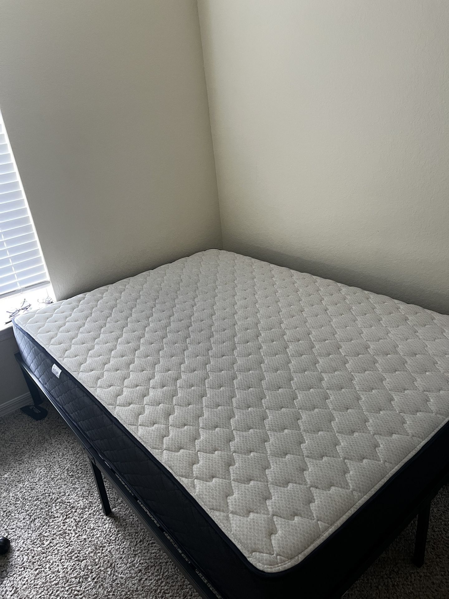 Full size mattress With Bed Frame