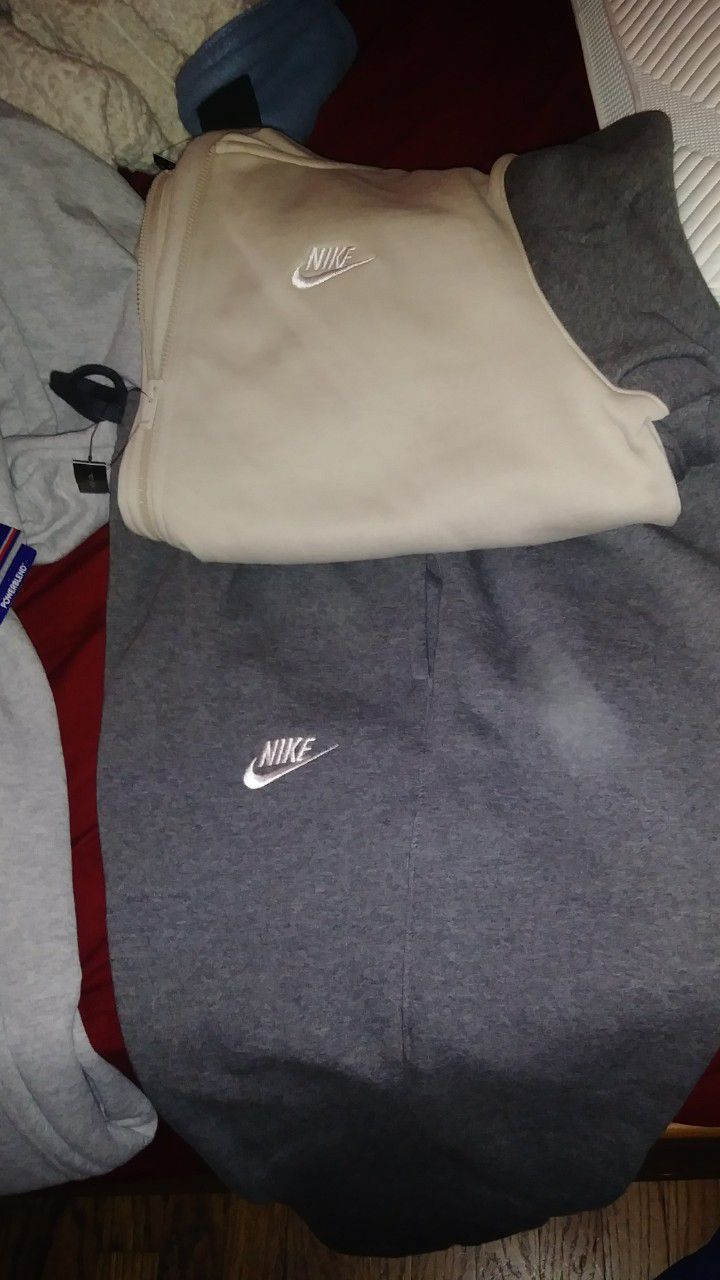 Nike and champion outfit size Xlarge