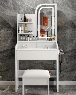New Girls Vanity w/ Touch Light