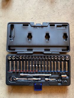 1/4 metric and standard socket set