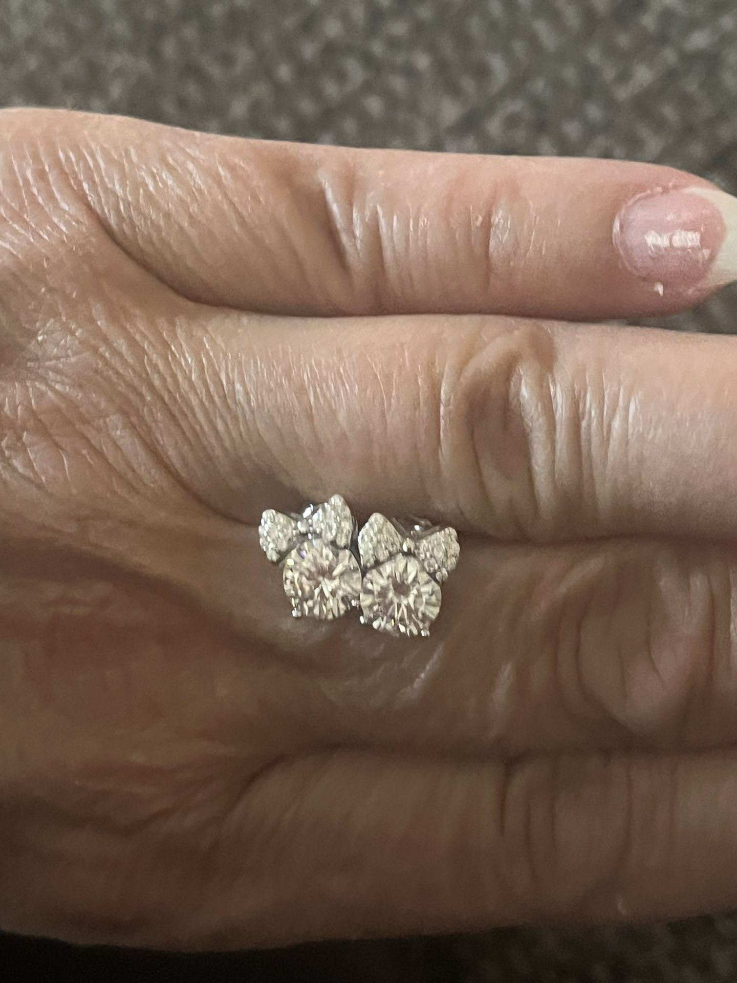 New Moissanite 2.0 Carat Studs