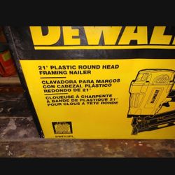 DEWALT AIR TOOL BUNDLE 5PC