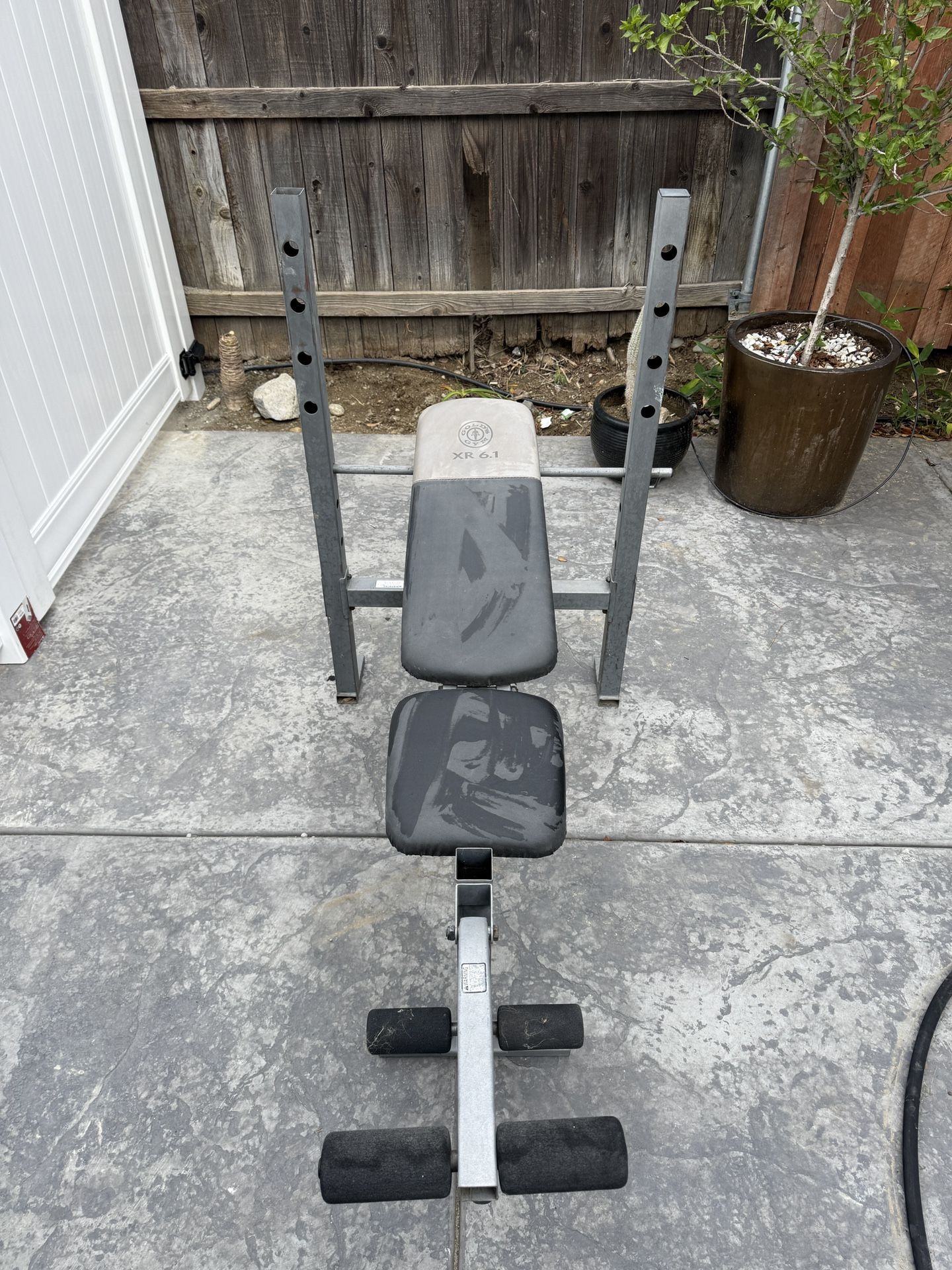 Weight Bench