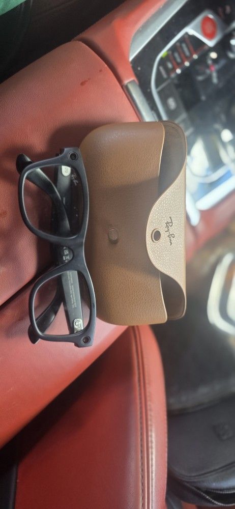 Meta Glasses Matte Black Transition