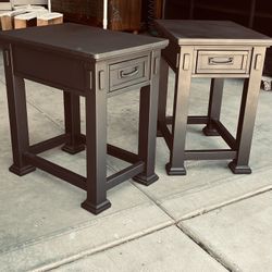 SOLID OAK MISSION STYLE NIGHT STANDS OR END TABLES 