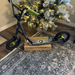 Mongoose Scooter