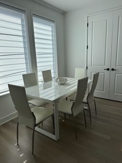 6 modern chairs